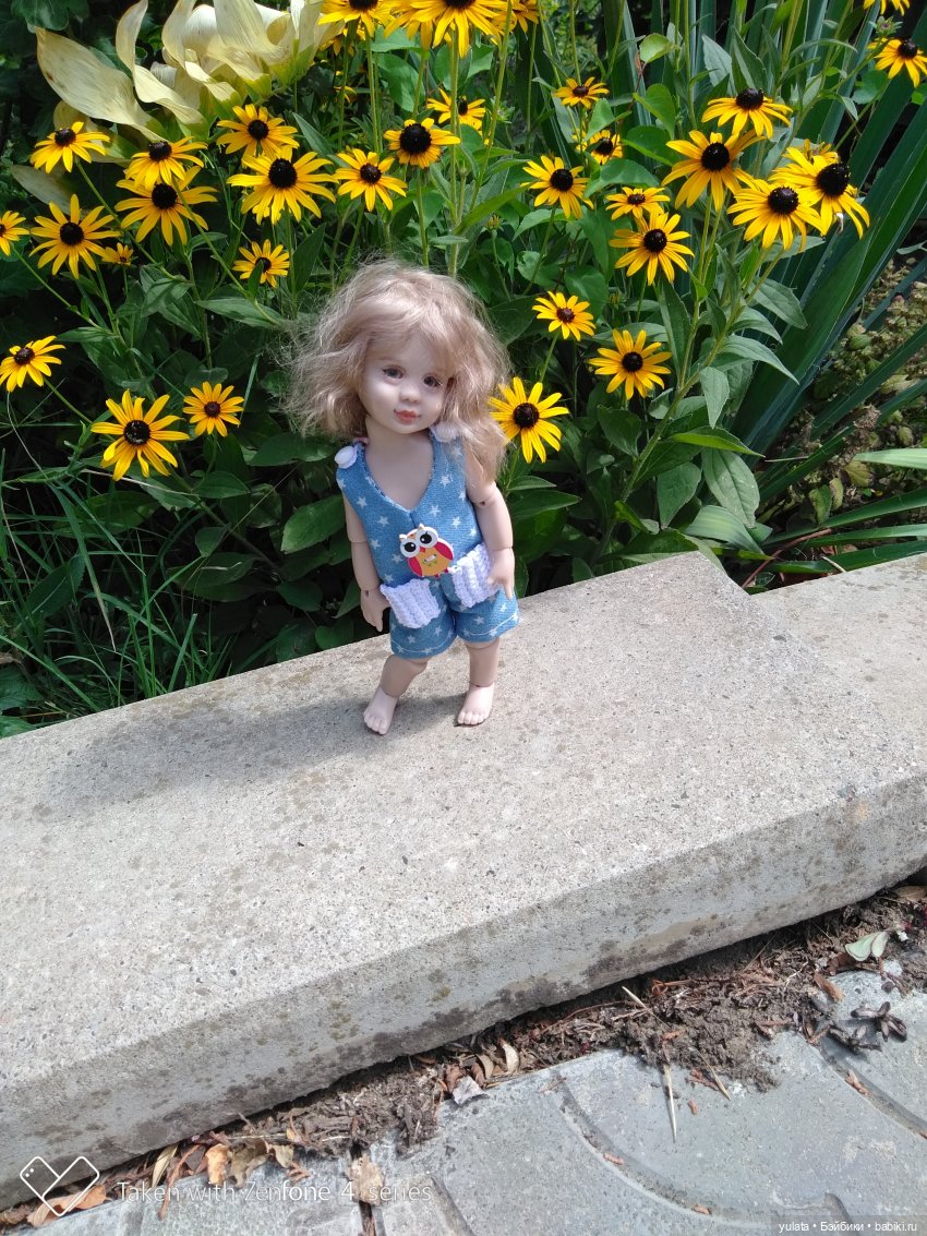 Лето, цветы и любимые девочки