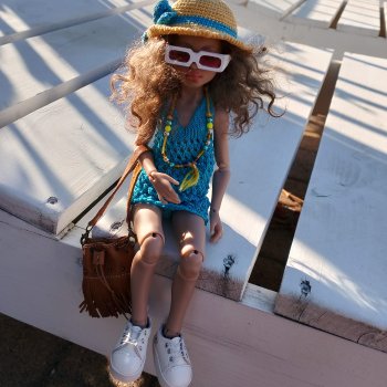 Наоми в аквапарке.