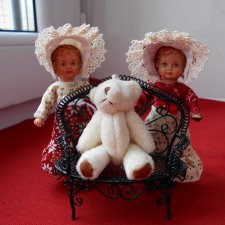 Почти антикварные близнецы