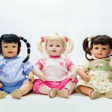 Кто такие эти три Адорочки ? Какого они года выпуска ?