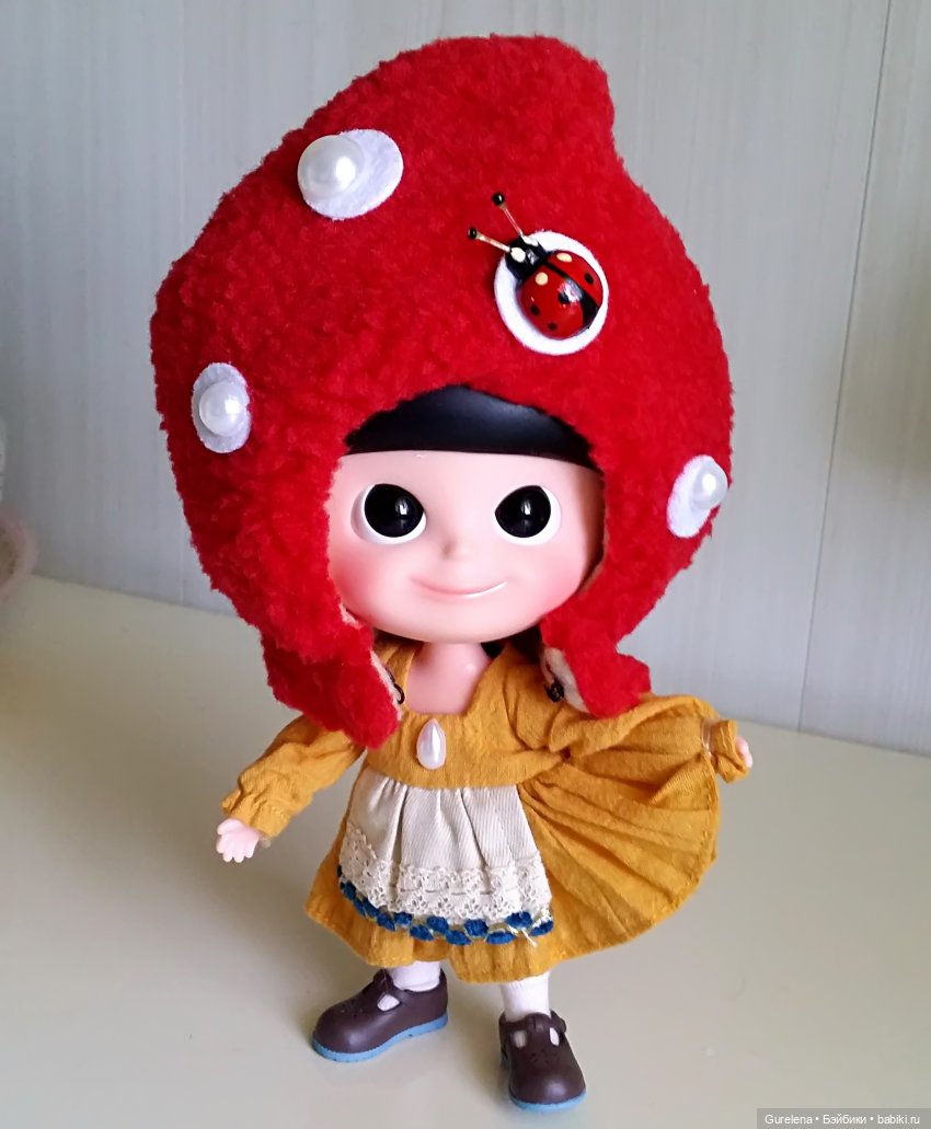 Мухоморчик Mui-Chan Hug me Red (Обними меня, Красный) от iXDOLL (фото 5)