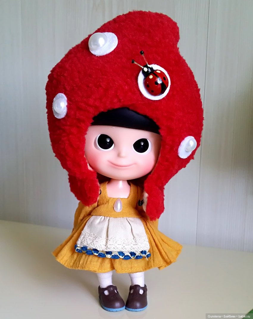 Мухоморчик Mui-Chan Hug me Red (Обними меня, Красный) от iXDOLL (фото 9)