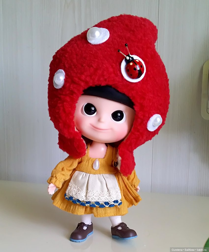 Мухоморчик Mui-Chan Hug me Red (Обними меня, Красный) от iXDOLL (фото 6)