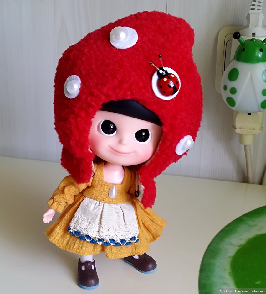 Мухоморчик Mui-Chan Hug me Red (Обними меня, Красный) от iXDOLL