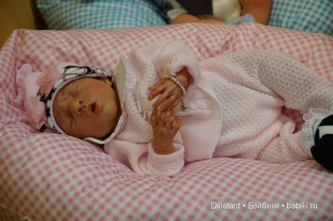 Майя. Татьяна Цорн Майя. Татьяна Цорн