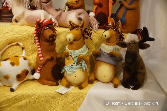 IX Международный Салон авторских кукол 2013
