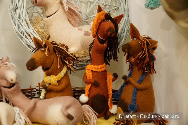 IX Международный Салон авторских кукол 2013