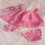 Комлект вязаный для принцес.