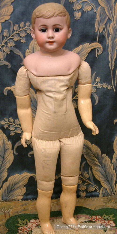 Виды антикварных кукол — Сравнение кукол разных брендов: фото рядом
