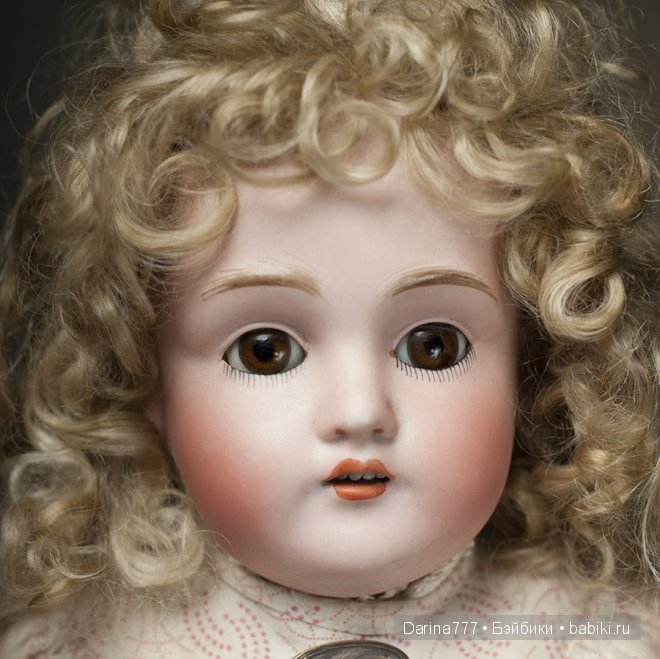 Виды антикварных кукол — Сравнение кукол разных брендов: фото рядом (фото 2)