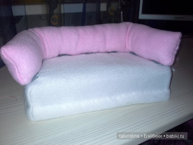 Мастер-класс. Диванчик для кукол за 3 часа