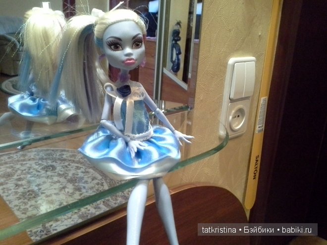 Этюд в голубом... Кукла Мостер Хай