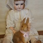 Бонбоньерка зайчик в антикварном стиле