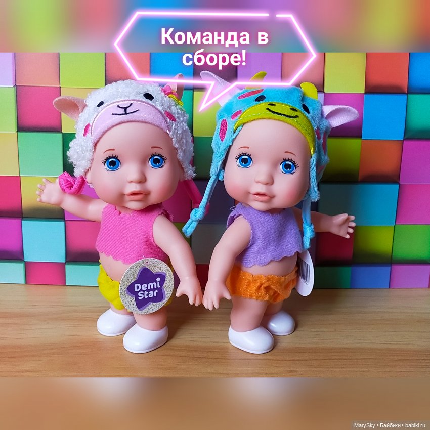 Распаковка полной коробочки шариков Zuru с миниатюрными книжками (фото 6)