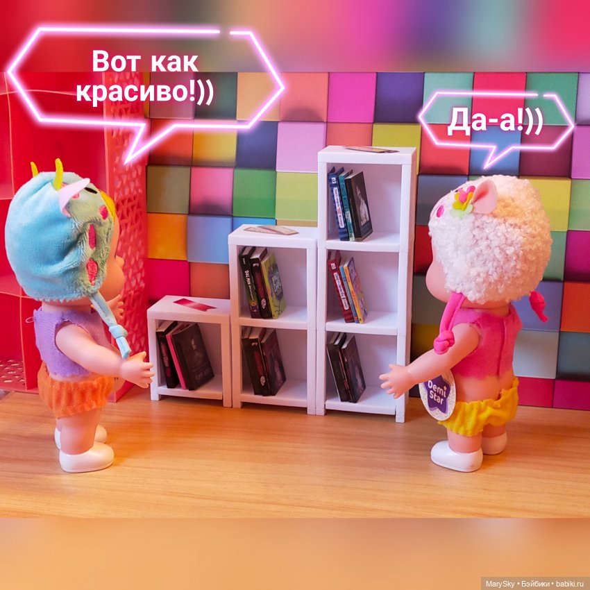 Распаковка полной коробочки шариков Zuru с миниатюрными книжками