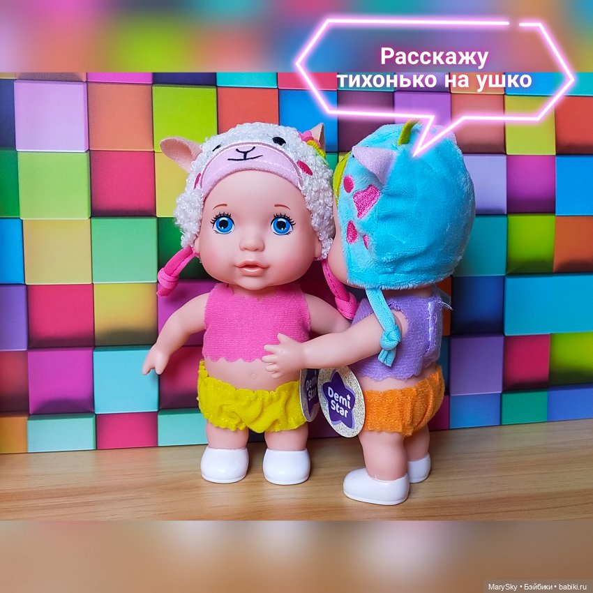 Распаковка полной коробочки шариков Zuru с миниатюрными книжками (фото 3)