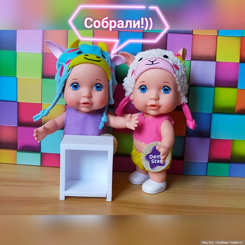 Распаковка полной коробочки шариков Zuru с миниатюрными книжками