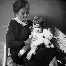 Низкий поклон Ирене Сендлер и Всем, кто боролся за наше будущее