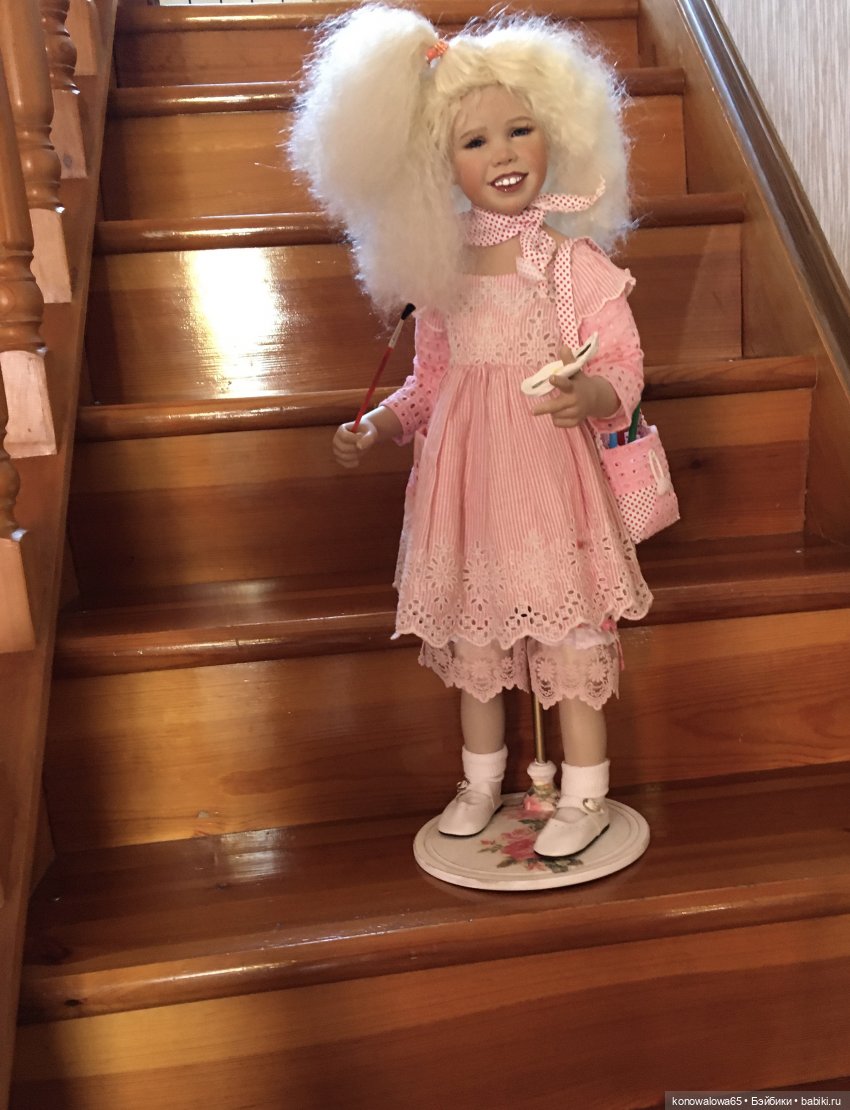 Наша Инга - егоза, а ещё художница