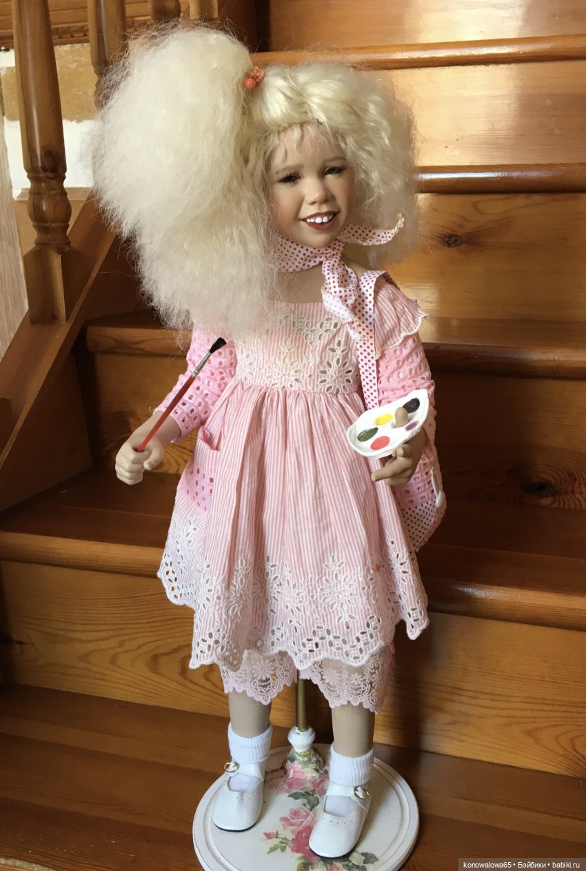 Наша Инга - егоза, а ещё художница