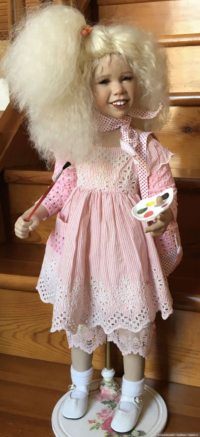 Наша Инга - егоза, а ещё художница