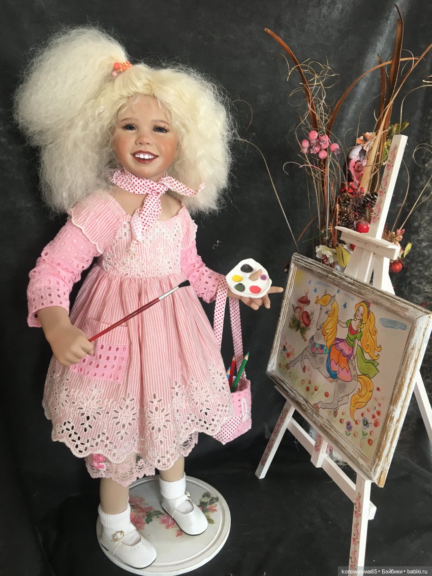 Наша Инга - егоза, а ещё художница