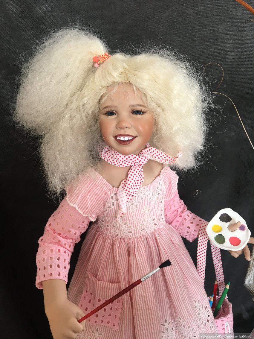 Наша Инга - егоза, а ещё художница