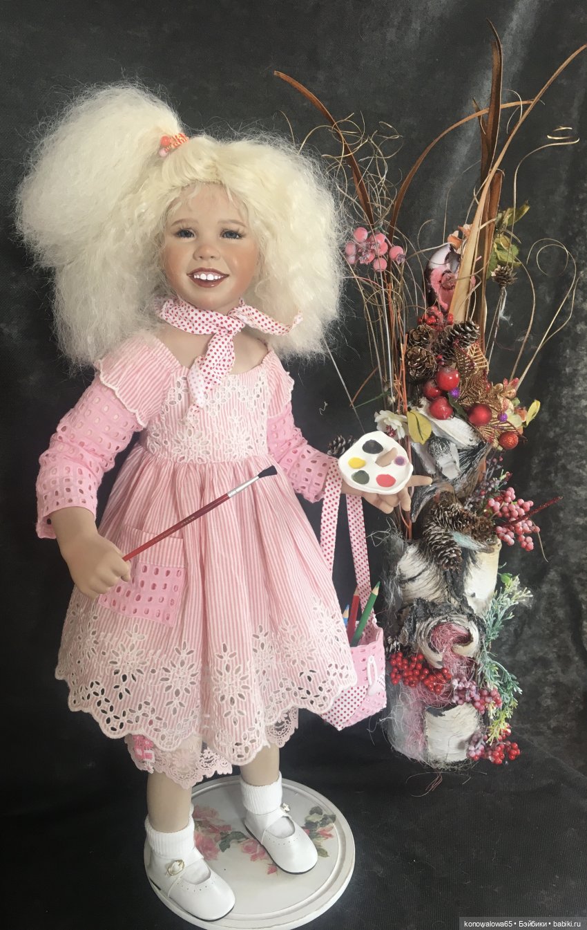 Наша Инга - егоза, а ещё художница