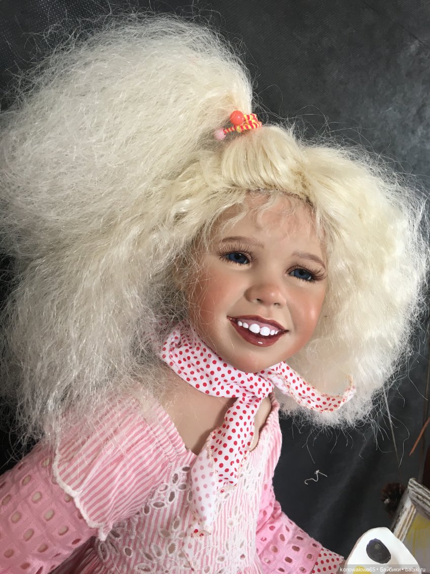 Наша Инга - егоза, а ещё художница