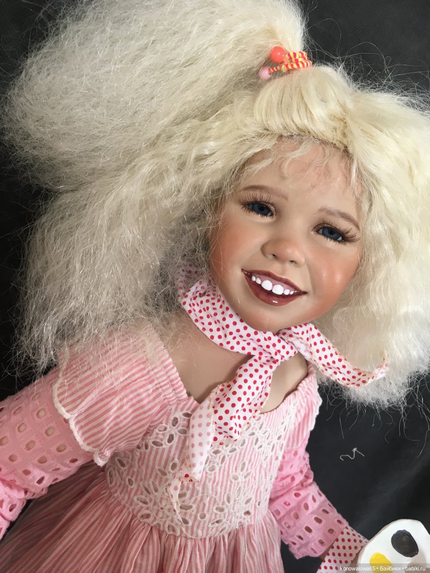 Наша Инга - егоза, а ещё художница