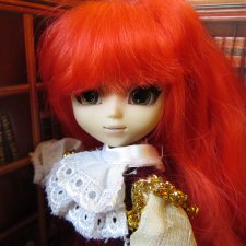 В библиотеке. Кукла Пуллип