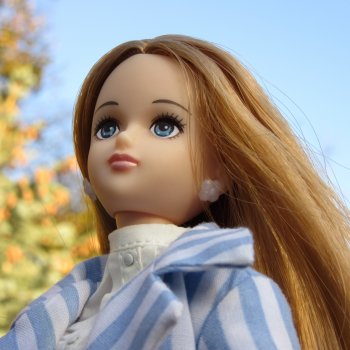 Анна Либерт, Нина Фортнер и просто Шион от Такара