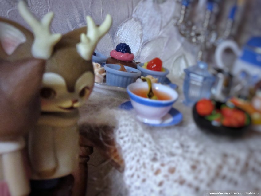 Незваные, но очень приятные гости для Хелены