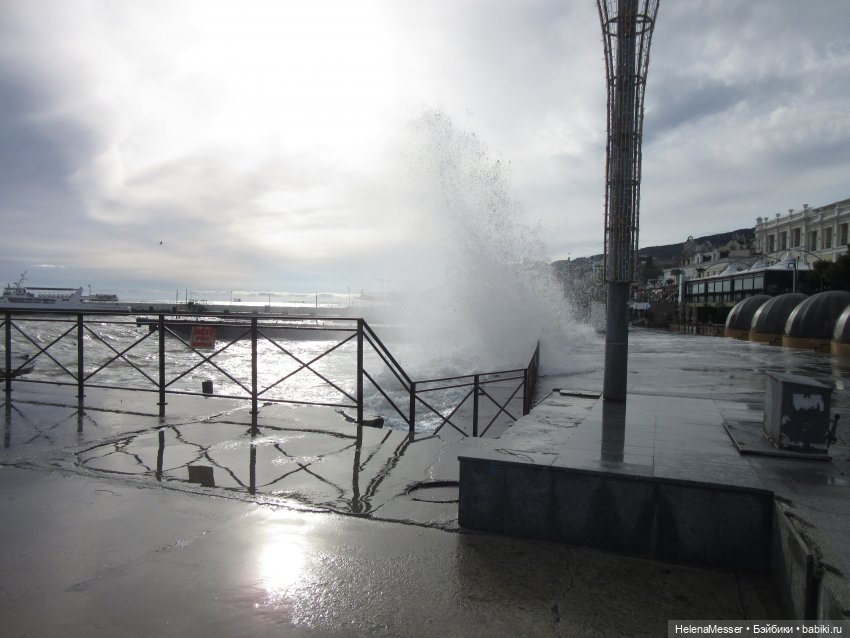 Крымские каникулы, часть 1. Вечерняя Ялта (фото 7)