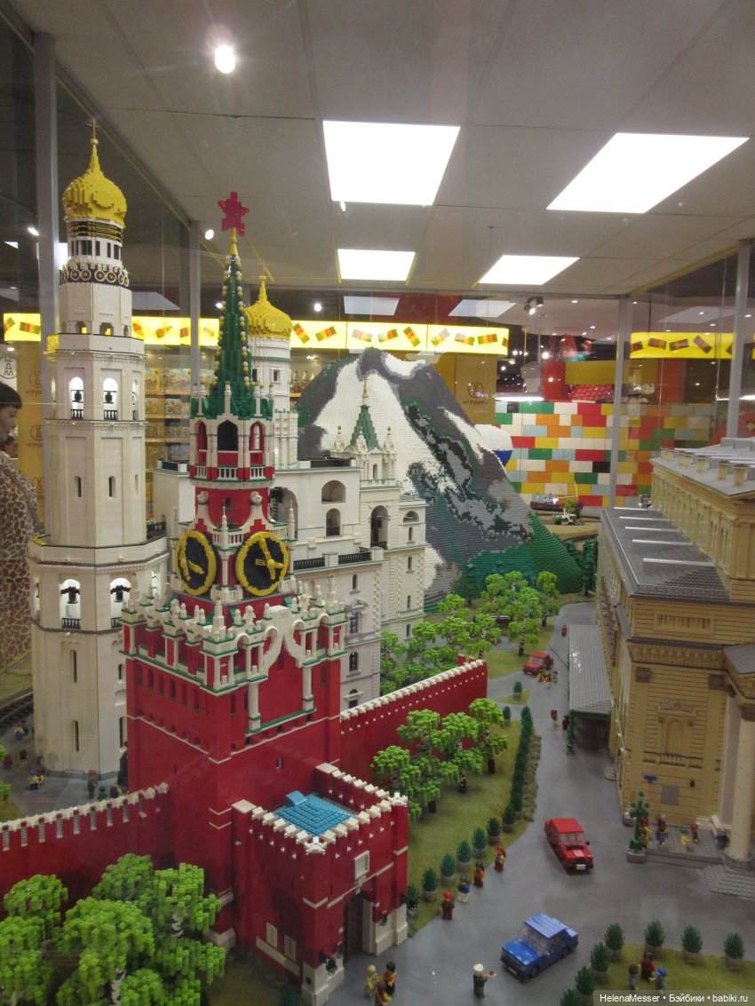 Лето в Москве галопом, часть 8. Хелена в "Детском мире"