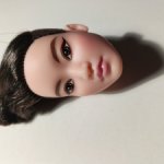 Голова Кит Лукс