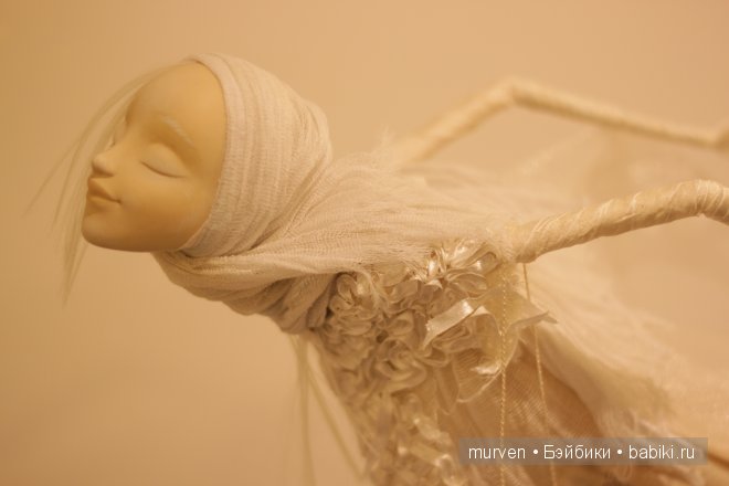 "Иллюзорная жизнь бумаги" Часть 2. Персональная выставка Натальи Лопуcовой-Томской | Бэйбики "Иллюзорная жизнь бумаги" Часть 2. Персональная выставка Натальи Лопуcовой-Томской (фото 2)