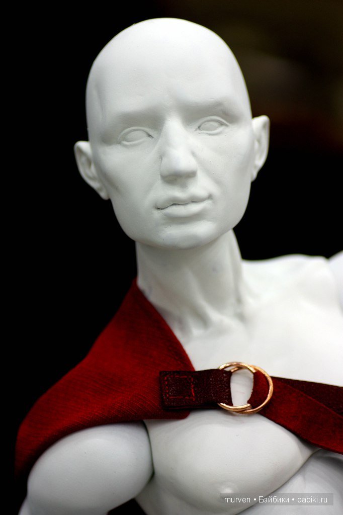 Античный муж в процессе работы. Шарнирная кукла