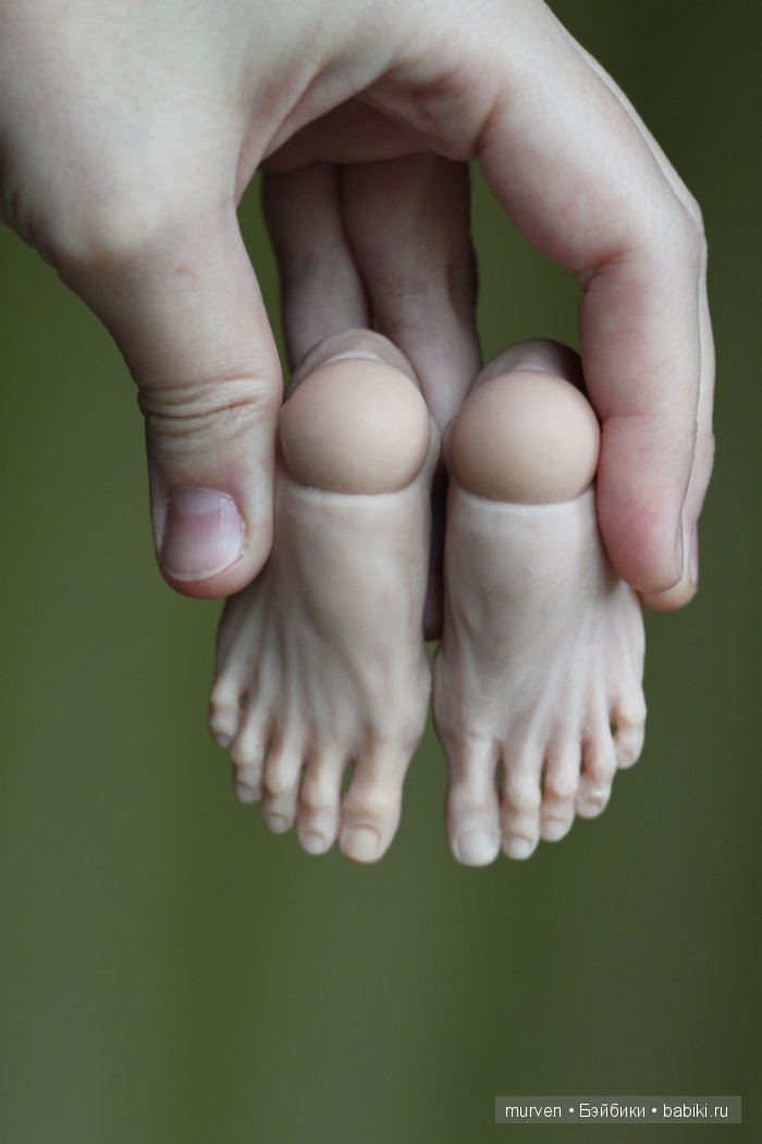 Античный муж в процессе работы. Шарнирная кукла