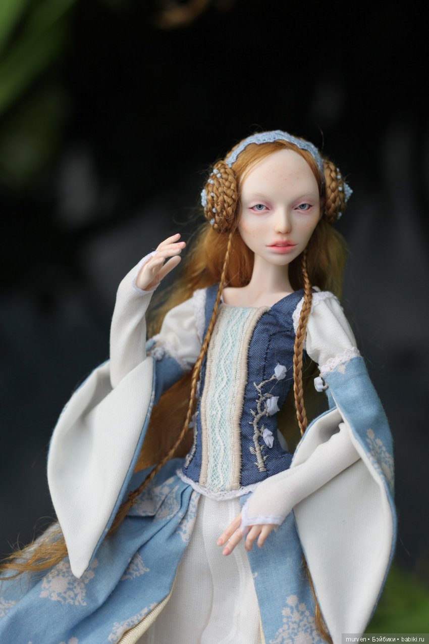 Средневековая дева "Люпин". Авторская шарнирная кукла Марии Пикуновой (фото 2)