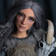 Баба Яга молодая и старая.