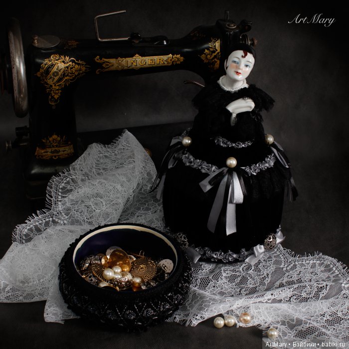 Half doll "Ваши пальцы пахнут ладаном..." игольница шкатулка