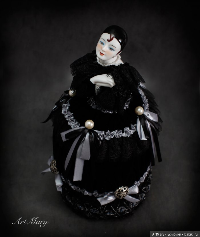 Half doll "Ваши пальцы пахнут ладаном..." игольница шкатулка (фото 3)