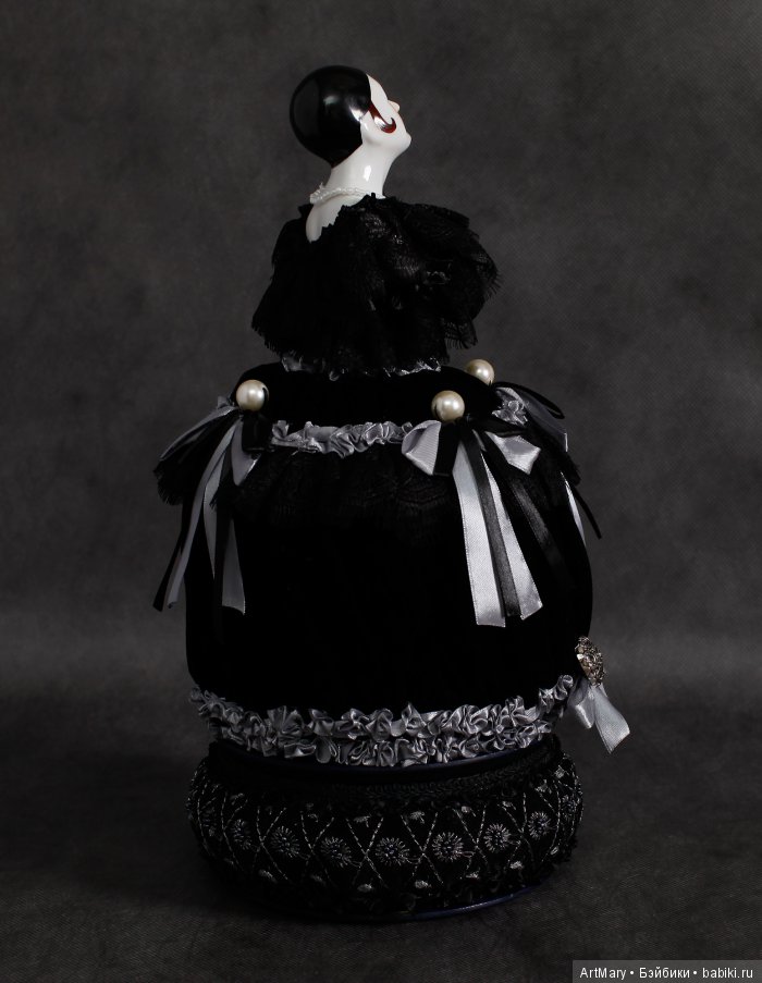 Half doll "Ваши пальцы пахнут ладаном..." игольница шкатулка (фото 6)
