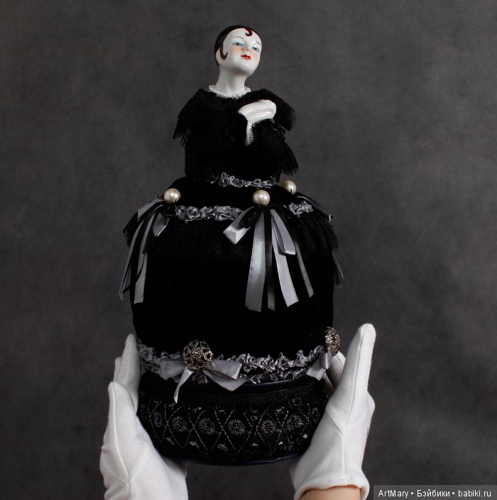 Half doll "Ваши пальцы пахнут ладаном..." игольница шкатулка (фото 5)