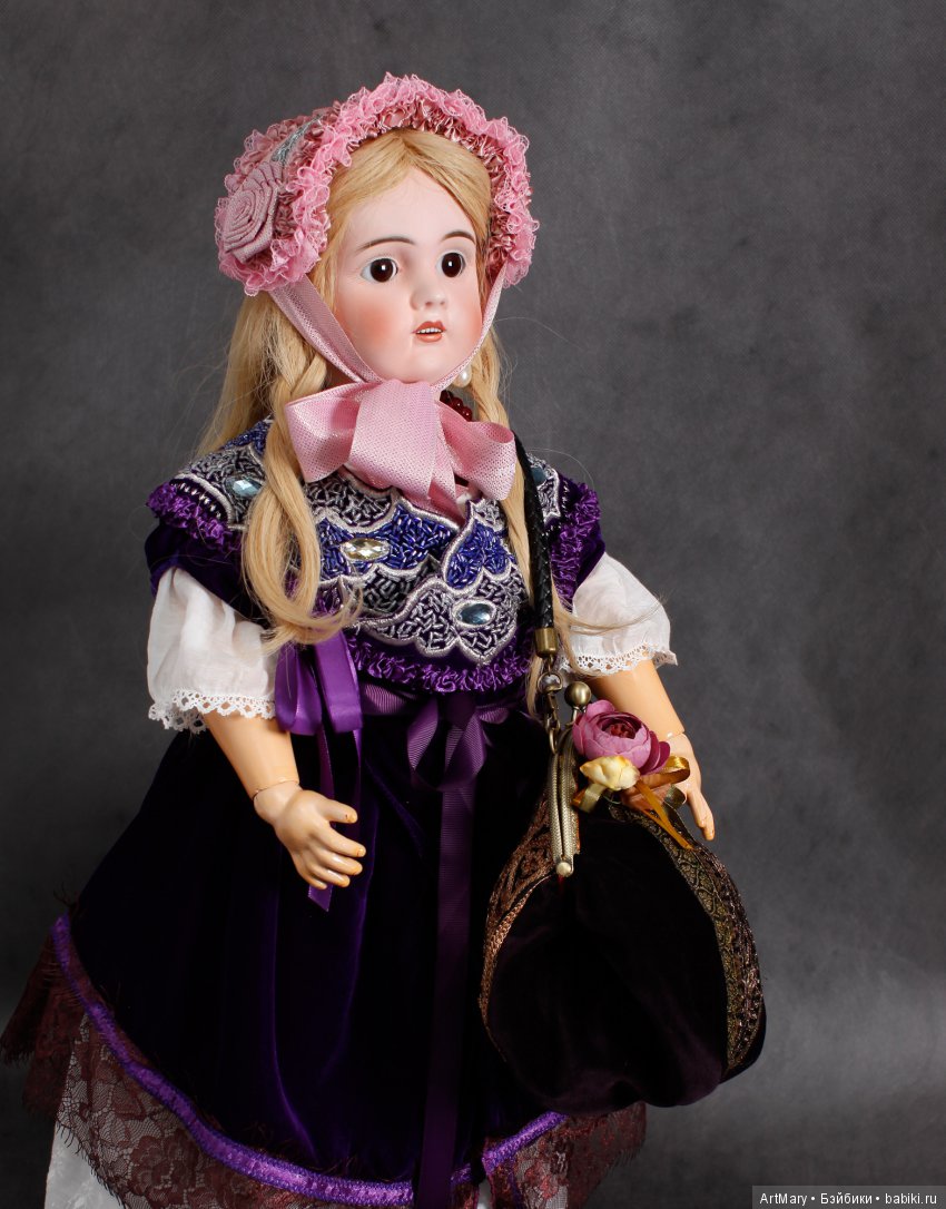 Дорожная сумочка для антикварной куклы