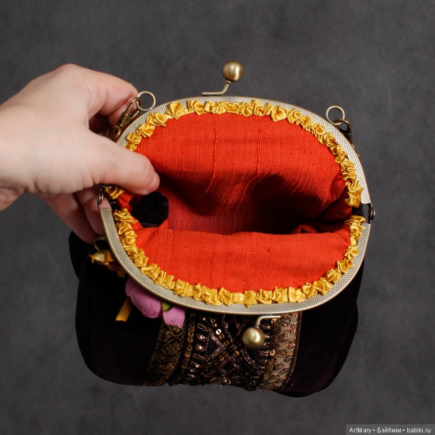 Дорожная сумочка для антикварной куклы (фото 8)