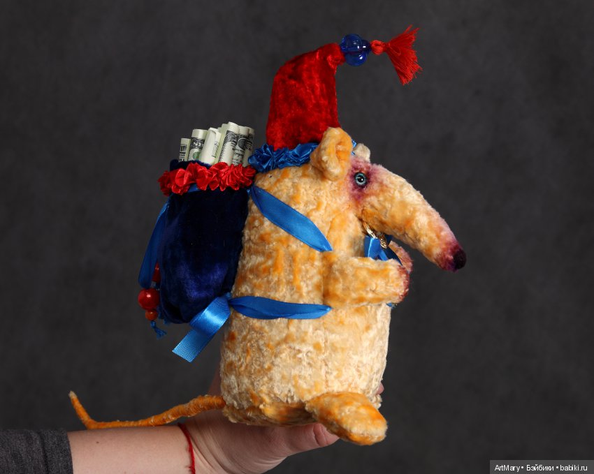 Освальд-денежная крыса — Авторские игрушки из разных материалов: синельная проволока (фото 6)