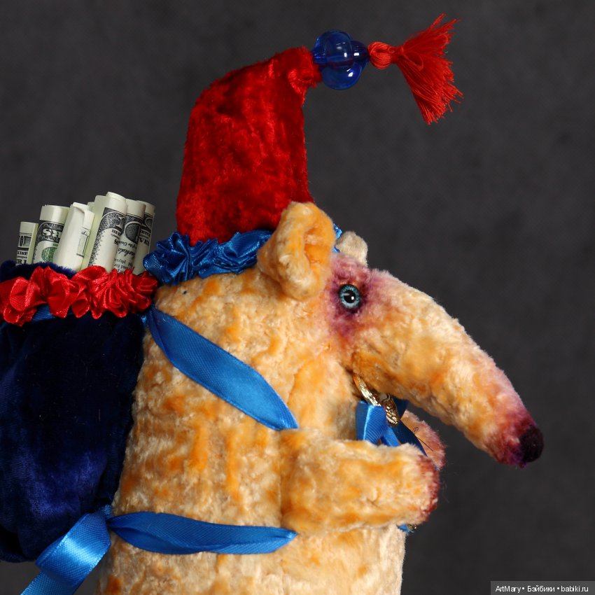 Освальд-денежная крыса — Авторские игрушки из разных материалов: синельная проволока