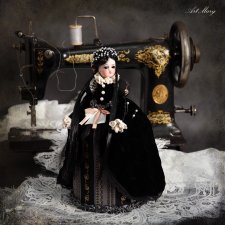 Half doll Игольница "Королева Марго" из серии Recycle